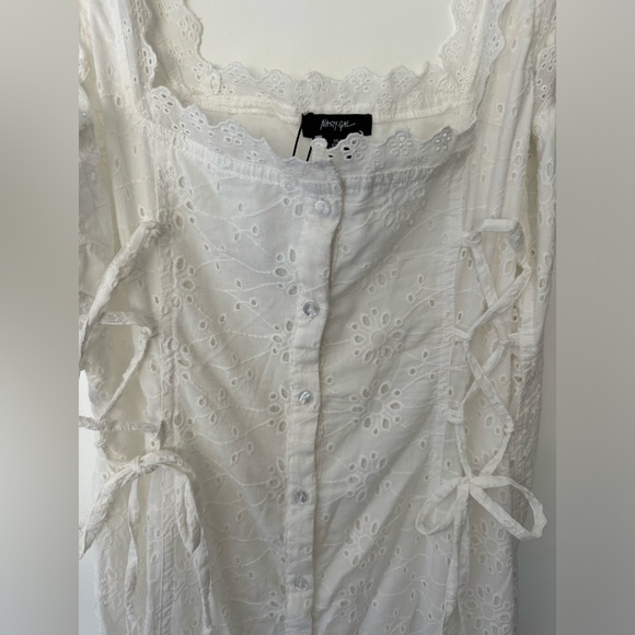 NASTY GAL EYELET DRESS // US 12 - Picture 7 of 9